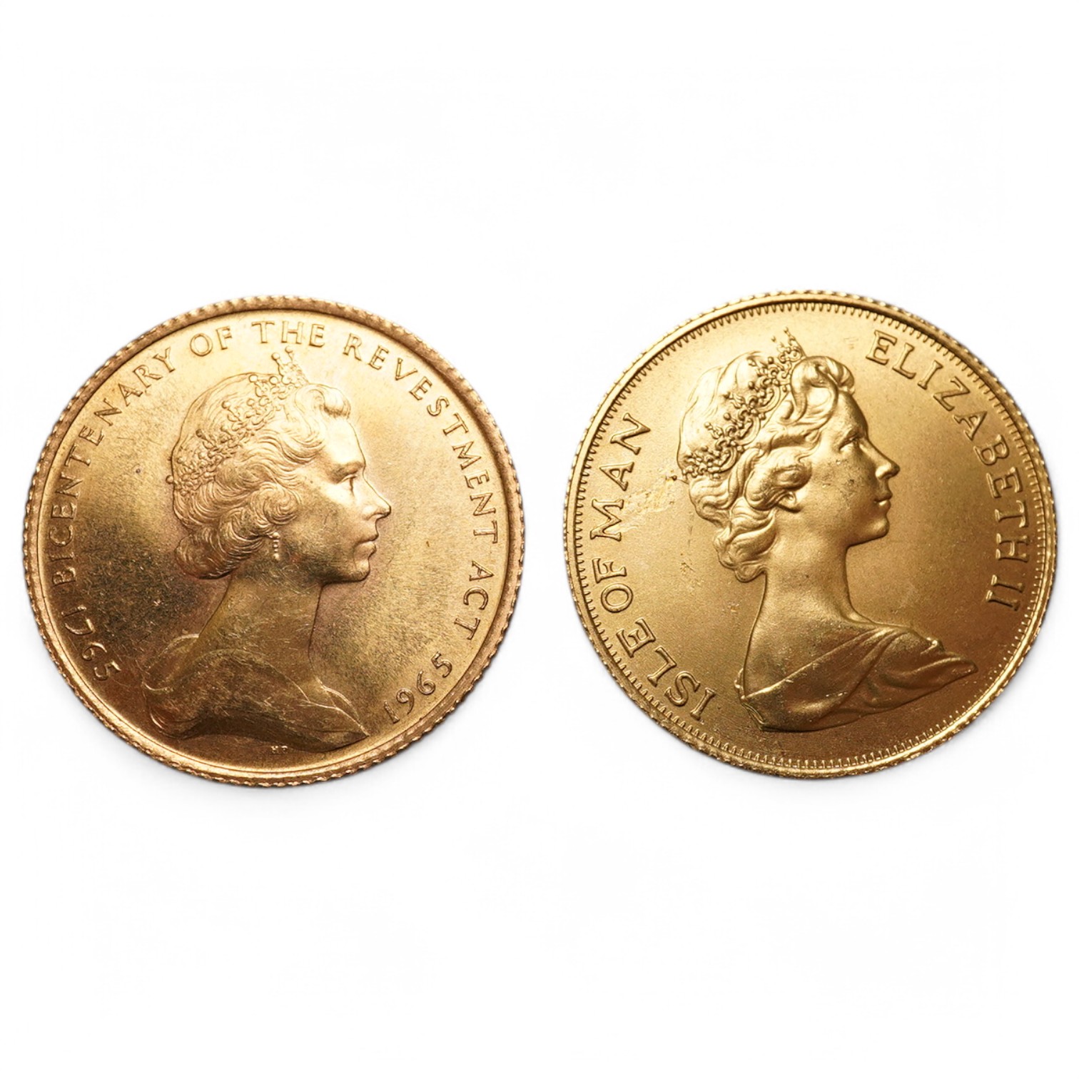 Isle of Man gold coins, Elizabeth II, two gold sovereigns, 1973, UNC, 1965, Bicentenary of the Revestment Act, dent to edge otherwise UNC